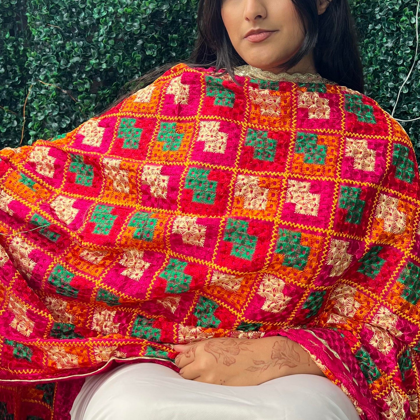 Traditional Shagun ka Phulkari Dupatta - Hand Embroidered